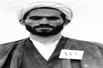 شهید حیدری در زندان قزل قلعه تهران-سال 1342